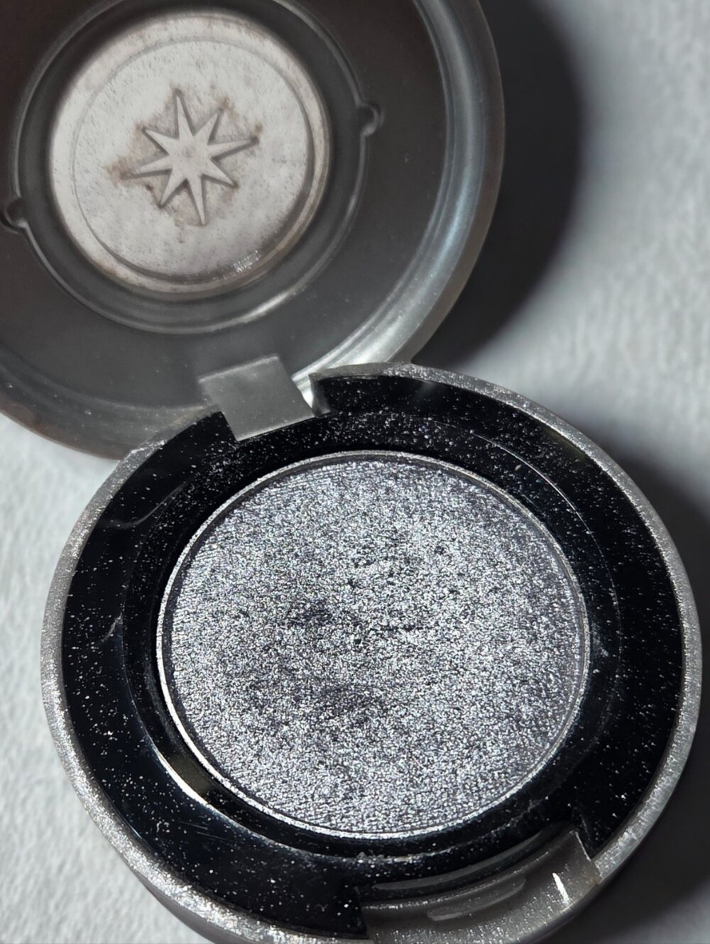Silver Shimmer Pressed Eyeshadow - Women Makeup